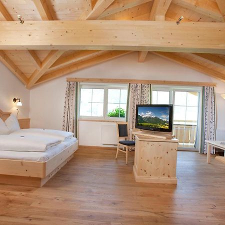 Hotel Grundlhof Bramberg am Wildkogel Extérieur photo