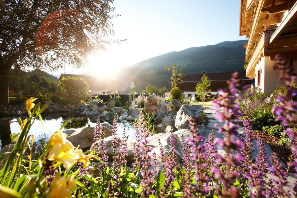Hotel Grundlhof Bramberg am Wildkogel Extérieur photo
